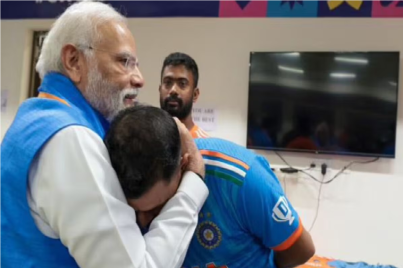 IND vs AUS: वर्ल्ड कप फाइनल में हार के बाद इंडियन ड्रेसिंग रूम में गए PM नरेंद्र मोदी, ऐसे बढ़ाया हौसला